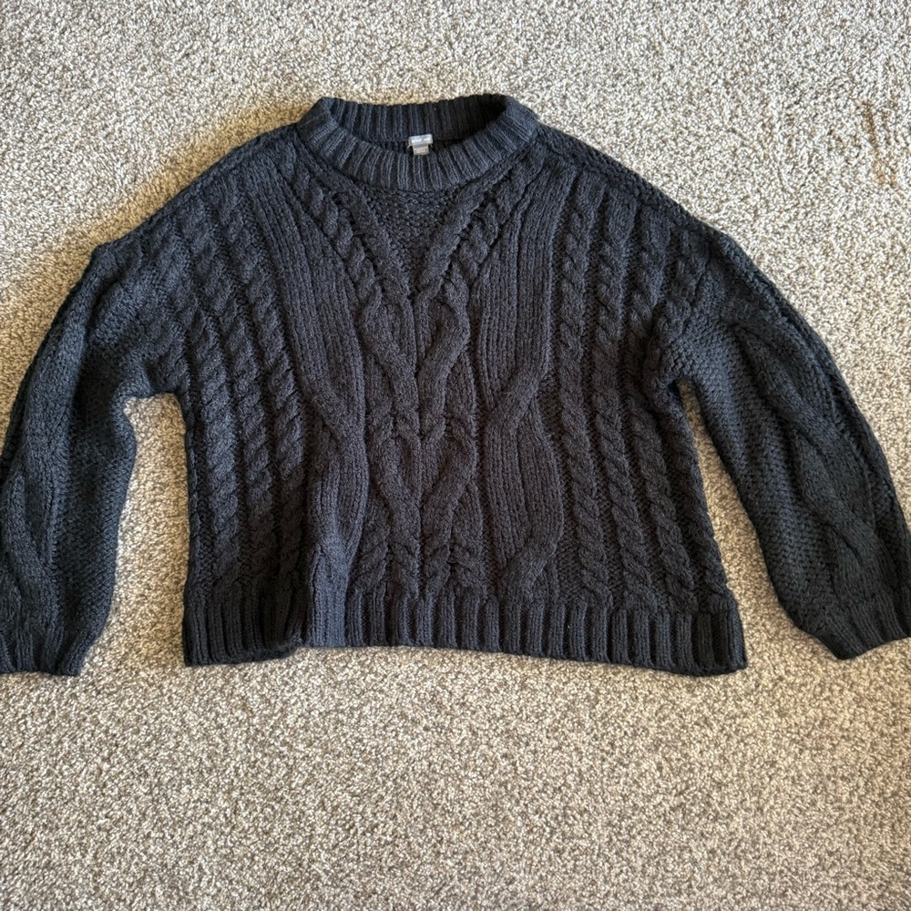 Aerie Black Crew Neck Cable Knit Sweater